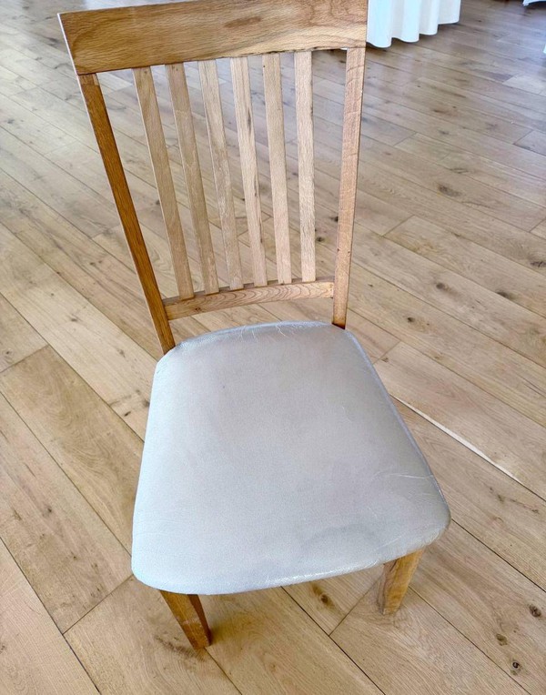 250x Wooden Wedding Chairs