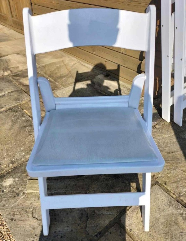 90x White Resin Ceremony Chairs
