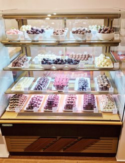 Trimco Zurich 100 chocolate display fridge cabinet