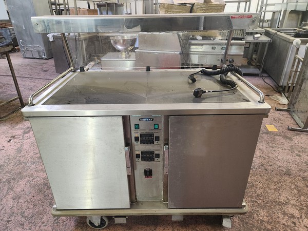 Secondhand MOFFAT Versigen Trolley with Thermo Panel Hot Top For Sale