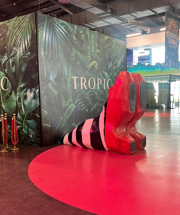 6ft Wizard Of Oz Shoes For Sale