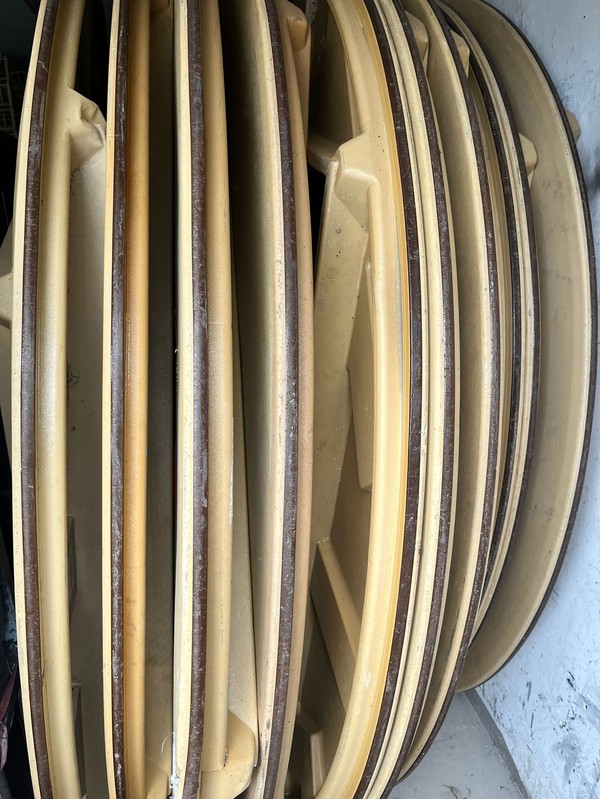 Used Plastic Round Tables