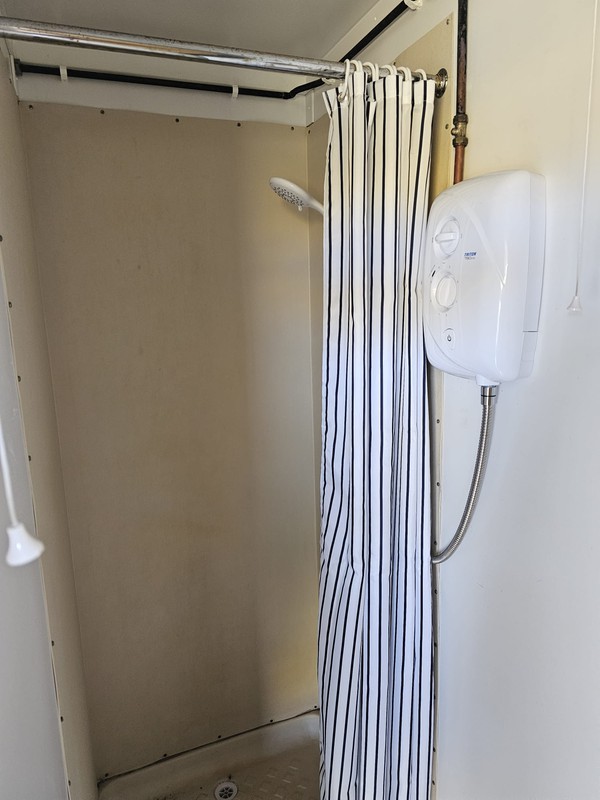 Secondhand Refurbished Toilet & Shower Container For Sale