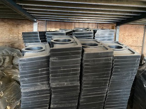 Armal Toilet seats / tank tops
