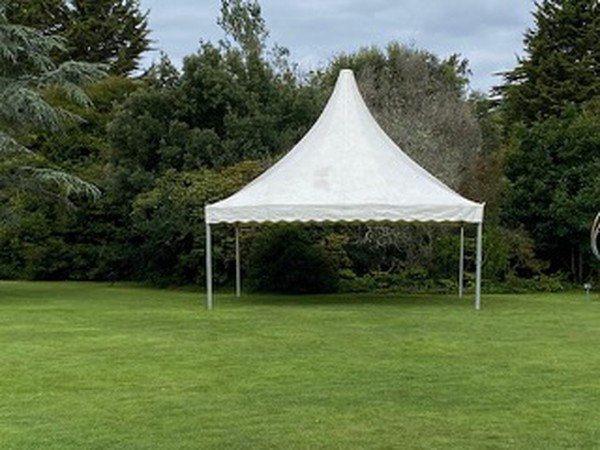 Second hand pagoda marquee / Chines hat