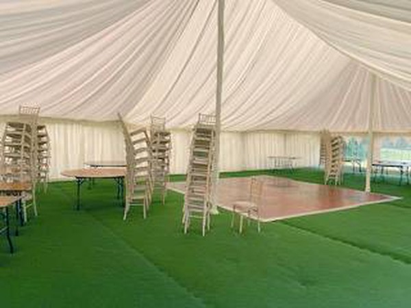 40’ x 100’ Toptec Marquee With Lining