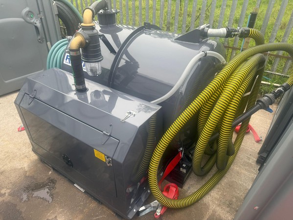 Rapide Vacuum Tank