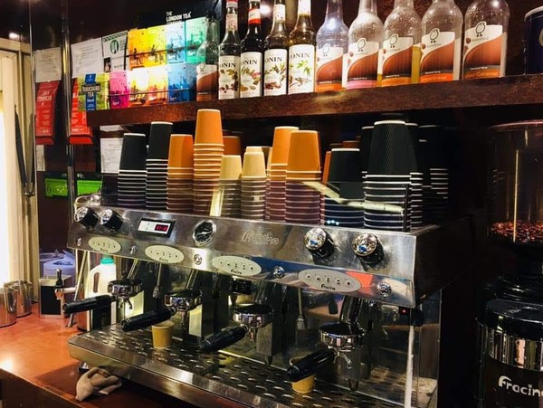 Secondand Coffee & Food Kiosk For Sale