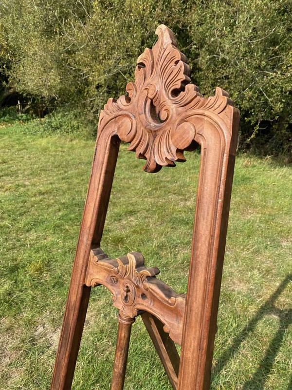 Vintage Ornate Wooden Easel