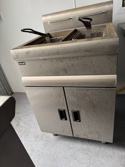 Lincat LPG twin basket fryer