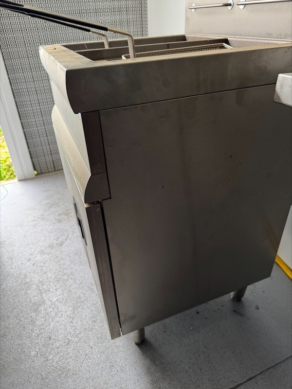 Lincat LPG Fryer for sale