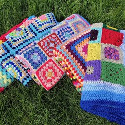 30x Vintage Crochet  Blankets
