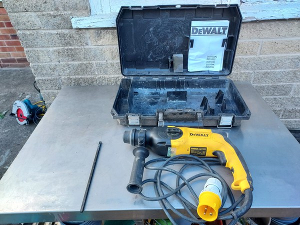 Used 110v SDS drill roe sale