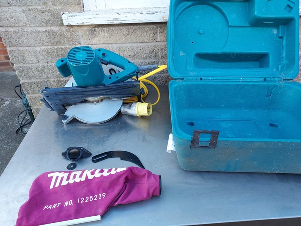 110v  Makita Circular saw