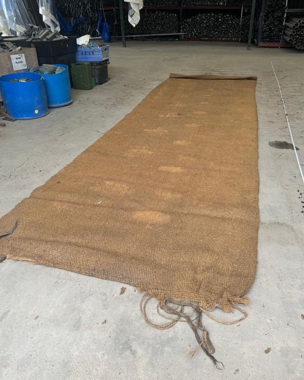 Used Synthetic Natural Matting
