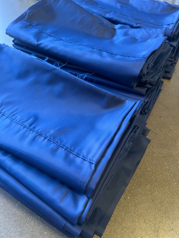 Secondhand 31x Navy Blue Drapes