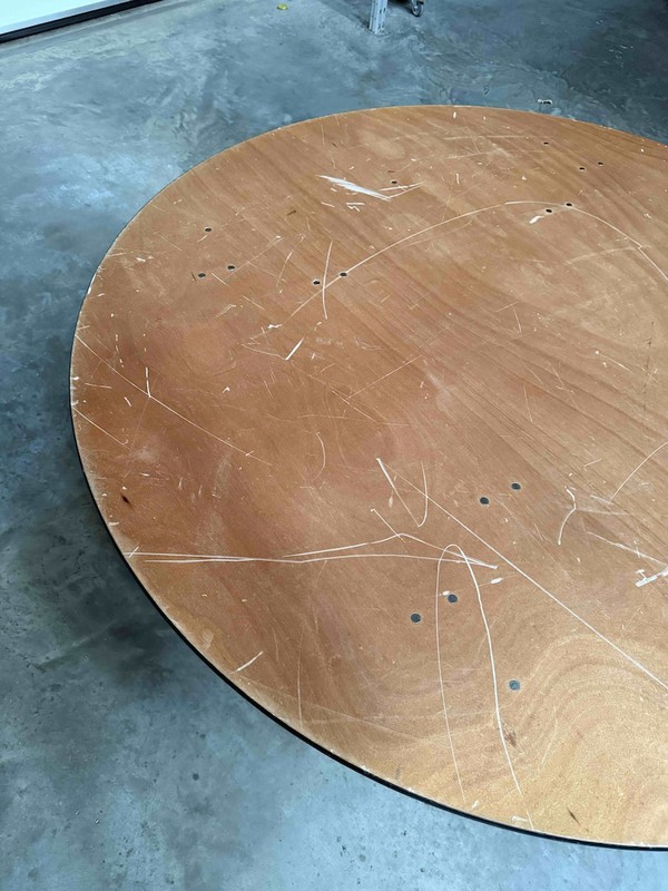 6ft Round Folding Table