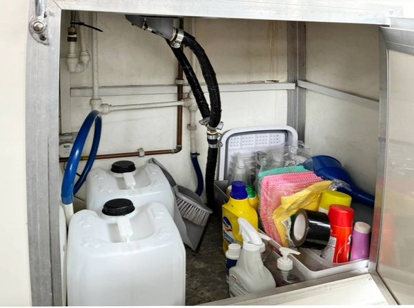 Catering van water storage