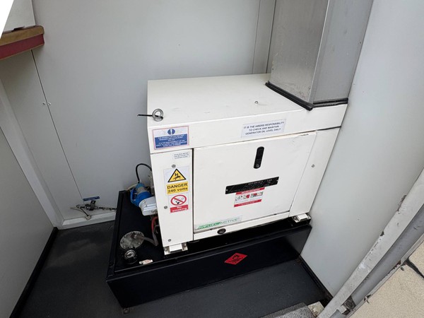 Welfare cabin with generator