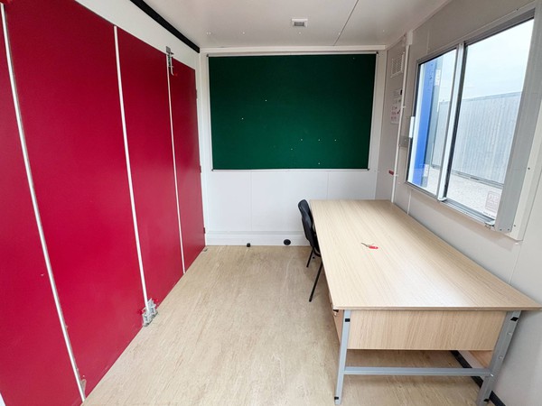 Welfare cabin with office