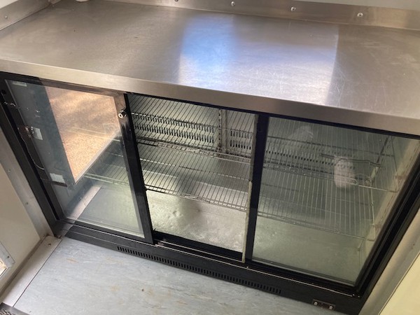 Secondhand Catering Van Truck Seafood Mobile Kitchen For Sale