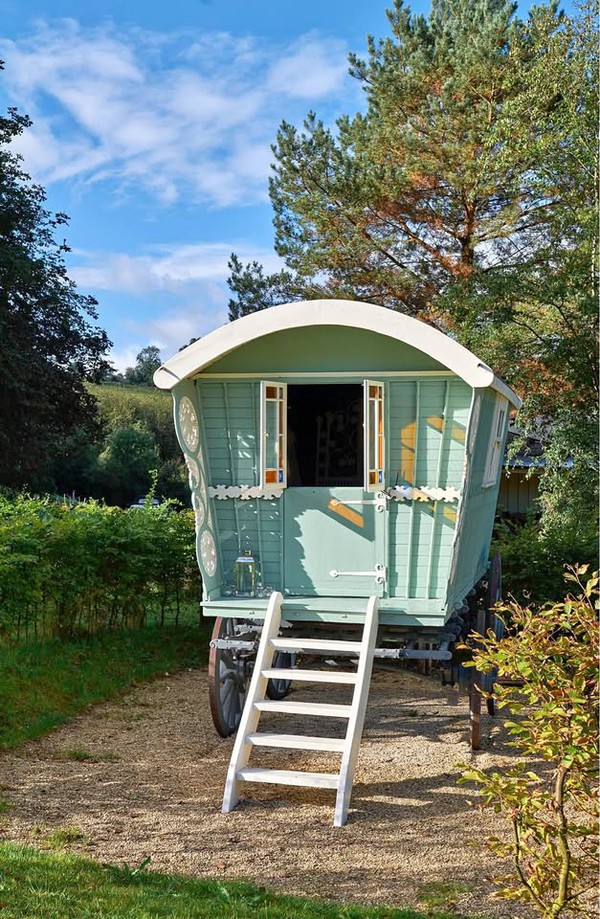 Secondhand Stunning Renovated Gypsy Vardo Wagon For Sale