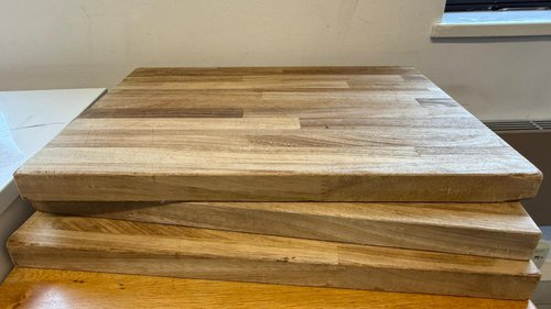 Medium wooden cutting board Medium wooden cutting board