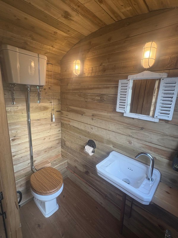 Washroom trailer for sale