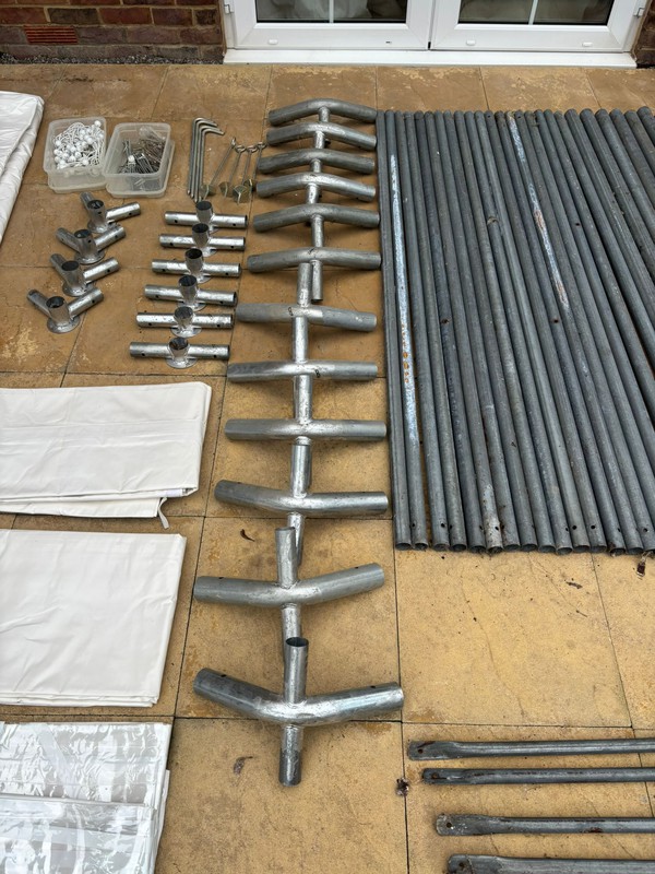 Dancover brackets