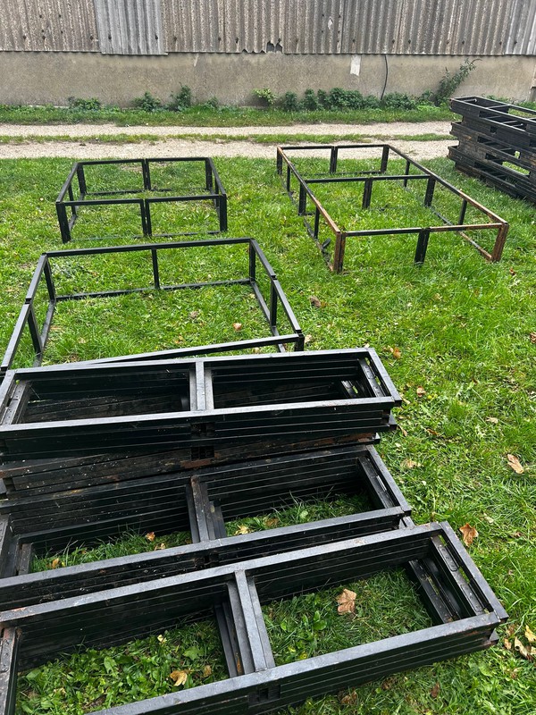 Grumpy Joes folding stage