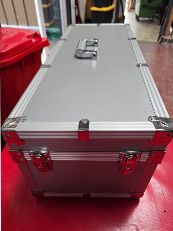 Lorenz portable skate sharpening machine in flight case
