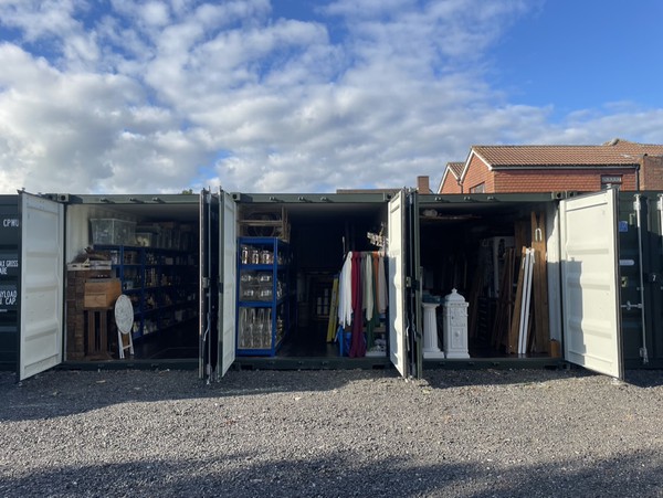Secondhand Wedding Decor Stock For Sale