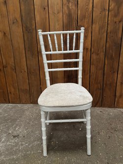 Secondhand White Chiavari Chairs For Sale