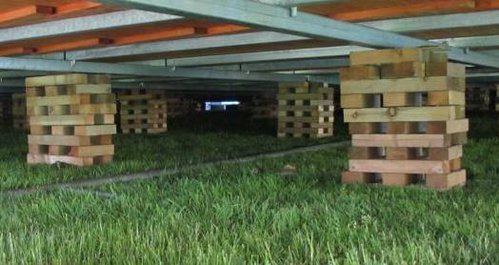 Marquee floor levelling blocks Marquee floor levelling blocks