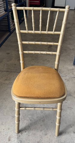 Chiavari / Camelot Banqueting Chairs