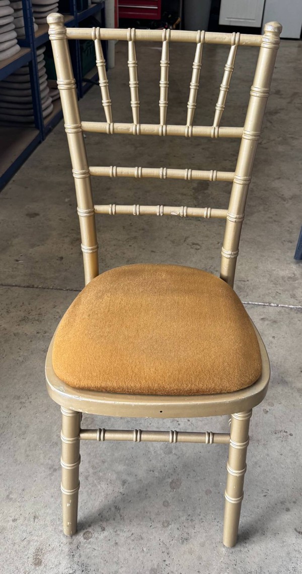Chiavari / Camelot Banqueting Chairs