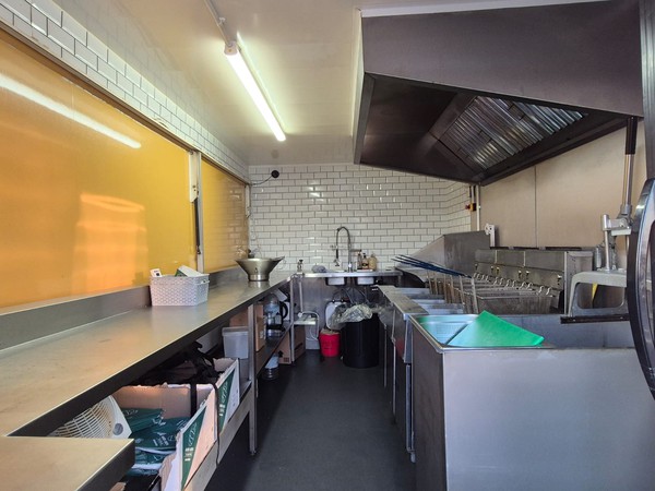 Secondhand Premium German Built 14ft Food Trailer Fully Equipped & Ready For Sale