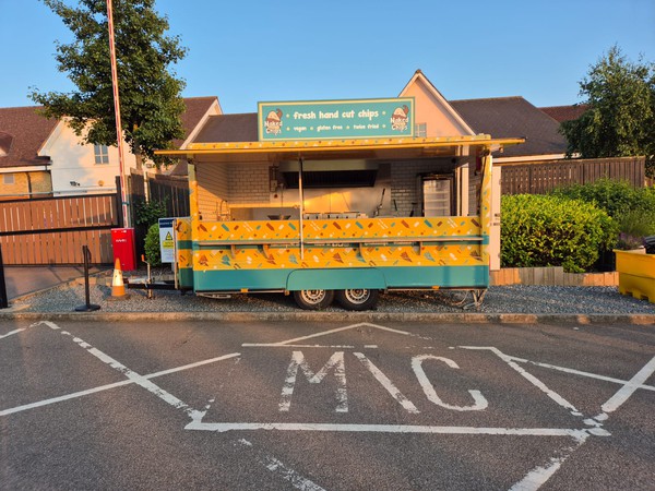 Secondhand Premium German Built 14ft Food Trailer Fully Equipped & Ready For Sale