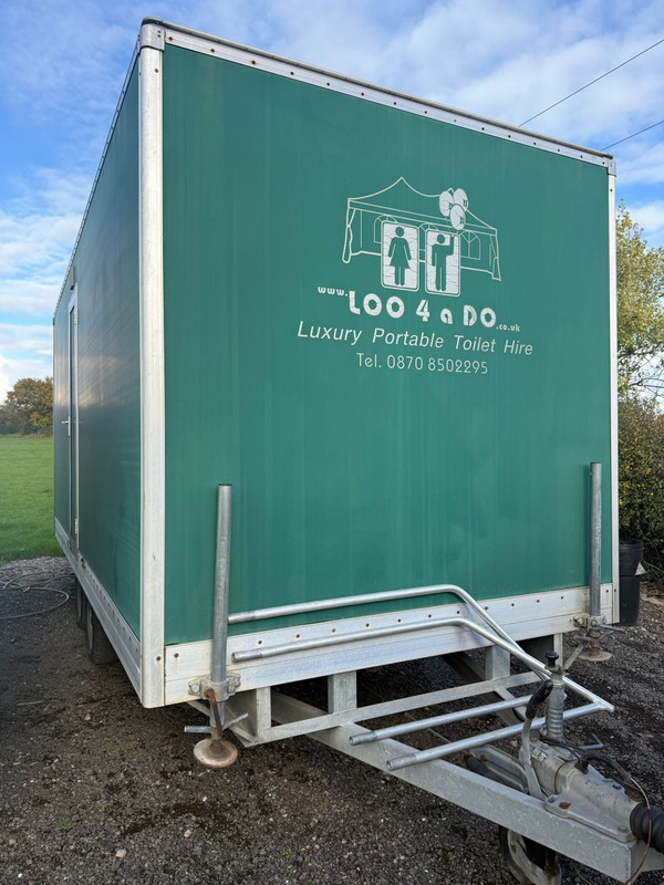 3 + 1 secondhand toilet trailer