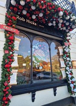 Secondhand Naughty or Nice Window Garlands For Sale