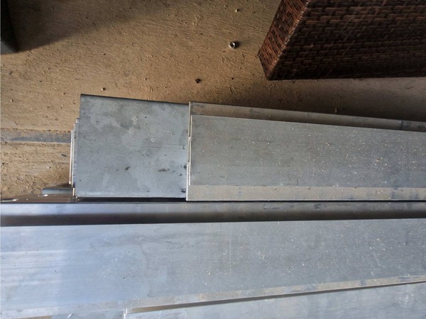 Unit floor / cassette floor extrusion Unit floor / cassette floor extrusion