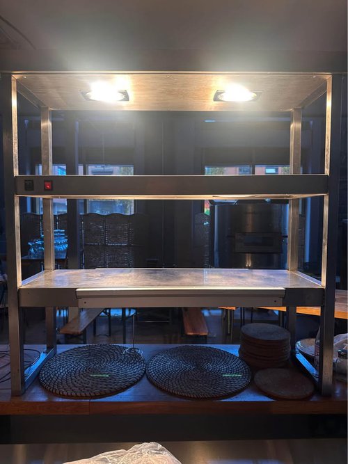 Chef's Pass / Heated gantry Chef's Pass / Heated gantry
