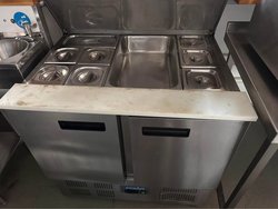 Two door bench fridge / saladette Two door bench fridge / saladette