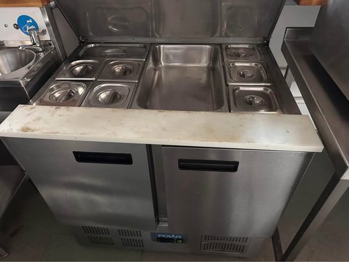 Two door bench fridge / saladette Two door bench fridge / saladette