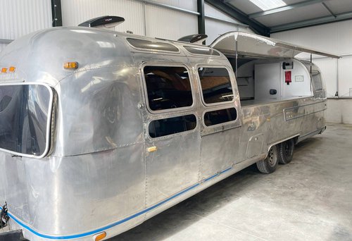 Air Stream Catering Trailer Air Stream Catering Trailer