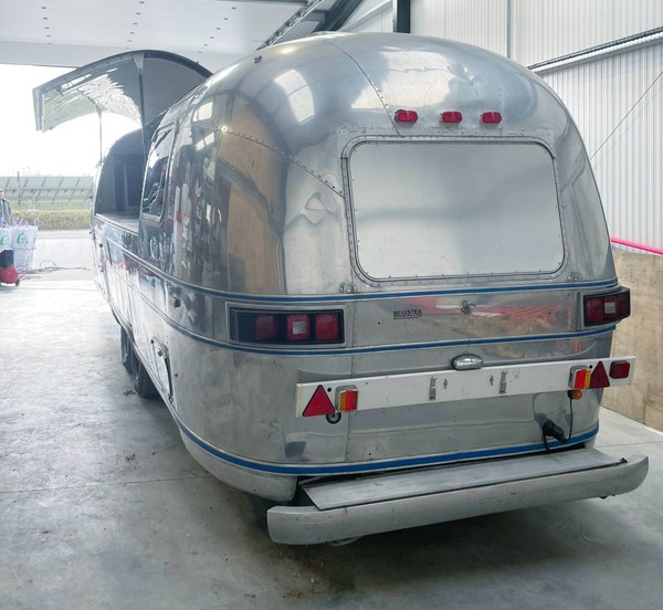 1970's Air Stream Catering Trailer for sale 1970's Air Stream Catering Trailer for sale