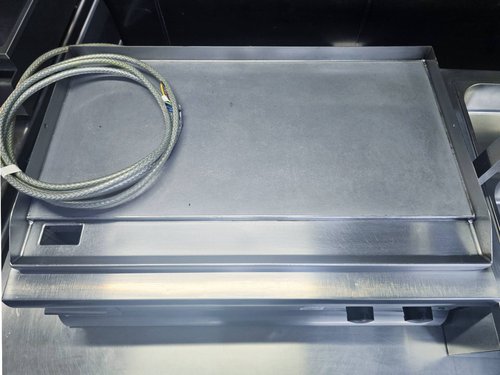 Lincat 900mm Electric Dual Griddle (GS9) Lincat 900mm Electric Dual Griddle (GS9)