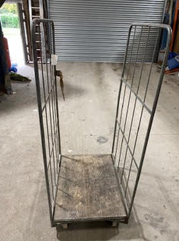 10x Storage Trollies For Sale 10x Storage Trollies For Sale