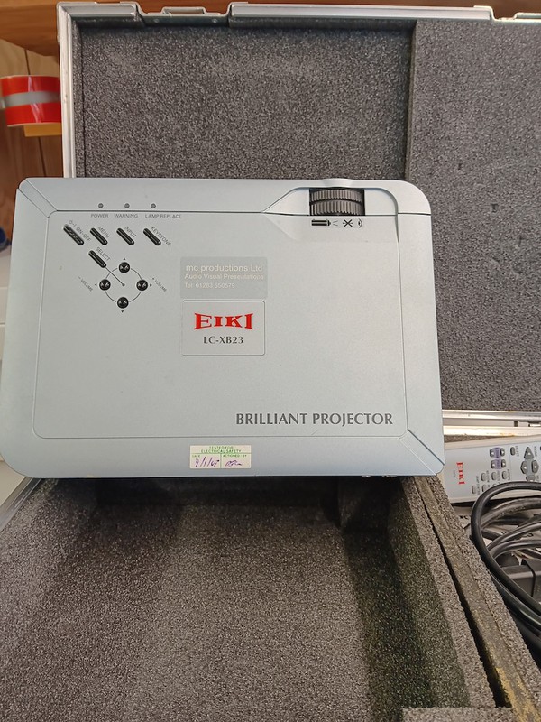 EIKI  Projectors EIKI  Projectors