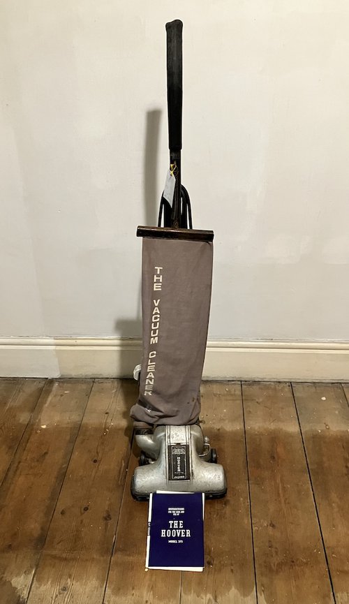 Hoover Junior 375 with Manual Hoover Junior 375 with Manual